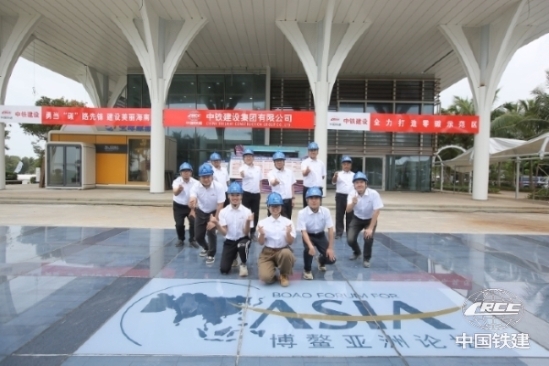 中鐵建設機電公司博鰲零碳示范區項目團隊(中鐵建設機電公司 供圖).jpg